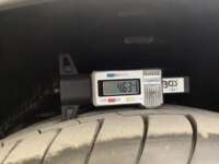 Toyota Prius 2017 5p Base Hibrido L4/1.8 Aut 2017 Toyota Prius Venta Llantas 3