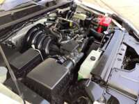 Nissan NP300 2017 2p Chasis Cabina L4/2.5 DH AA P/Seg 2017 Nissan NP300 Venta Motor 1