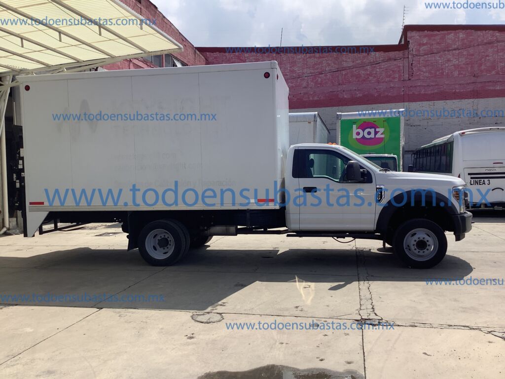 Ford F-450 2018  IMG_1407