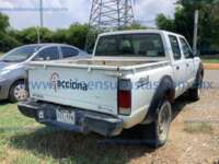 Nissan NP300 2013  20230620_172208453_iOS