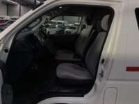 Toyota Hiace 2014 5p L4/2.7 Man 15/Pas 2014 Toyota Hiace Venta Interiores 12