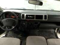 Toyota Hiace 2014 5p L4/2.7 Man 15/Pas 2014 Toyota Hiace Venta Interiores 4