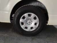 Toyota Hiace 2014 5p L4/2.7 Man 15/Pas 2014 Toyota Hiace Venta Llantas 4