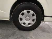 Toyota Hiace 2014 5p L4/2.7 Man 15/Pas 2014 Toyota Hiace Venta Llantas 10