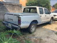 Nissan NP300 2014  20230621_152220632_iOS