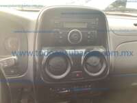 Nissan NP300 2014  20230620_233200433_iOS