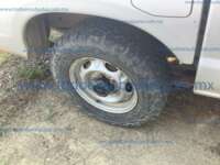 Nissan NP300 2014  20230620_221425649_iOS