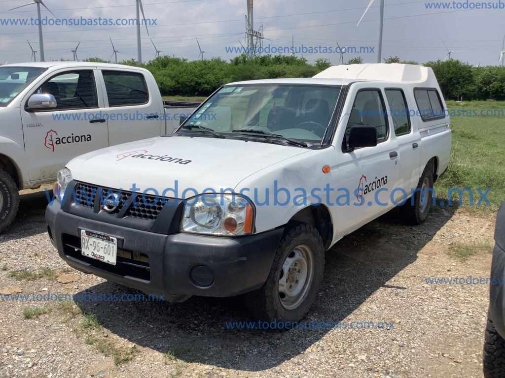 Nissan NP300 2014  20230620_172408577_iOS