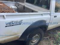 Nissan NP300 2013  20230621_151938442_iOS