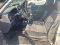 Nissan NP300 2014  20230620_210448903_iOS