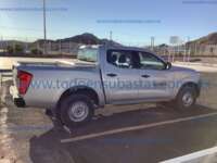 Nissan NP300 Doble Cabina 2016 4p SE L4/2.5 Man A/A Paq. Seg.     C0BA0A5D-1768-4ED2-849B-E0CD32049DB9