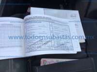 Nissan NP300 Doble Cabina 2016 4p SE L4/2.5 Man A/A Paq. Seg.     D51D429A-FA58-401B-8C3C-F8A3BBD4FC30