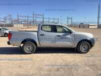 Nissan NP300 Doble Cabina 2016 4p SE L4/2.5 Man A/A Paq. Seg.     AF933122-15B9-4BAD-9300-F93E95B05D0E