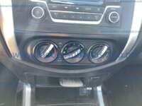 Nissan NP300 Doble Cabina 2016 4p SE L4/2.5 Man A/A Paq. Seg.     AF16248F-1931-4761-A1DB-3E19E83FA805