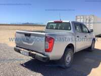 Nissan NP300 Doble Cabina 2016 4p SE L4/2.5 Man A/A Paq. Seg.     9477C6C6-2F7D-426B-8241-F9002CECA5FA