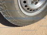 Nissan NP300 Doble Cabina 2016 4p SE L4/2.5 Man A/A Paq. Seg.     2016 Nissan NP300 Doble Cabina Ingreso Llantas 10