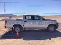 Nissan NP300 Doble Cabina 2016 4p SE L4/2.5 Man A/A Paq. Seg.     4323768B-4485-4CED-AADB-FC2E8C145DAF