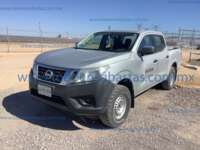 Nissan NP300 Doble Cabina 2016 4p SE L4/2.5 Man A/A Paq. Seg.     B3038E4E-07DE-464A-9C1B-6D7553CC5C49