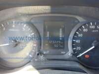 Nissan NP300 Doble Cabina 2016 4p SE L4/2.5 Man A/A Paq. Seg.     0C106687-A018-4581-B4DB-3689E394BD2C