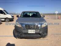 Nissan NP300 Doble Cabina 2016 4p SE L4/2.5 Man A/A Paq. Seg.     7998270A-0B91-4854-81B7-D879B768EE50