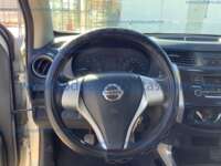 Nissan NP300 Doble Cabina 2016 4p SE L4/2.5 Man A/A Paq. Seg.     CBB86CAB-6145-41F6-90DC-4AEA27A8F7DB