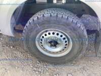 Nissan NP300 Doble Cabina 2016 4p SE L4/2.5 Man A/A Paq. Seg.     2016 Nissan NP300 Doble Cabina Ingreso Llantas 6