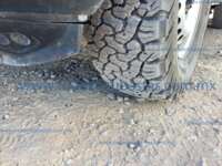 Nissan NP300 Doble Cabina 2016 4p SE L4/2.5 Man A/A Paq. Seg.     2016 Nissan NP300 Doble Cabina Ingreso Llantas 8