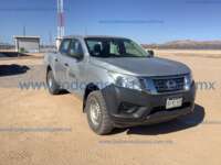 Nissan NP300 Doble Cabina 2016 4p SE L4/2.5 Man A/A Paq. Seg.     E3AFF7A7-76E7-47F8-B2A9-F44409778019