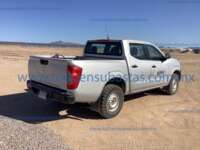Nissan NP300 Doble Cabina 2016 4p SE L4/2.5 Man A/A Paq. Seg.     F3471D66-42A9-4D19-B0AF-222142110288