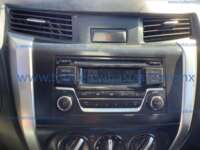 Nissan NP300 Doble Cabina 2016 4p SE L4/2.5 Man A/A Paq. Seg.     8B22582B-FEE7-46AA-BE82-E8C2E3B03976