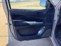 Nissan NP300 Doble Cabina 2016 4p SE L4/2.5 Man A/A Paq. Seg.     4FF2D836-041F-46FE-865C-96CA9E39477E