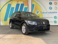 Volkswagen Tiguan 2019 5p Trendline Plus 1.4 L4/1.4/T Aut 2019 Volkswagen Tiguan Venta Exteriores 3