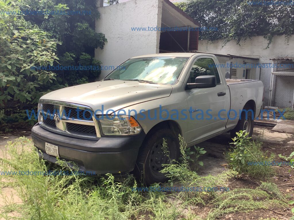 Dodge Ram 1500 2013 2p ST V6/3.7 Man 20230731_170743019_iOS
