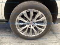 GMC Yukon 2022 5p Denali V8/6.2 Aut 2022 GMC Yukon Ingreso Llantas 6