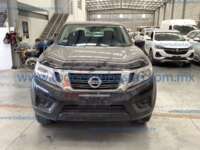 Nissan NP300 Frontier 2019 4p XE L4/2.5 Man Paq. Seg. 2019 Nissan NP300 Frontier Ingreso Exteriores 1