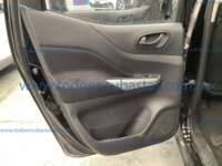 Nissan NP300 Frontier 2019 4p XE L4/2.5 Man Paq. Seg. 2019 Nissan NP300 Frontier Ingreso Interiores 12