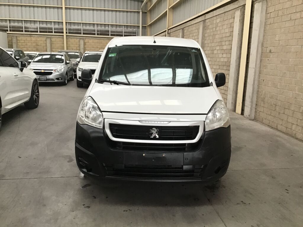 Peugeot Partner Maxi 2019 5p L4/1.6/T Diesel Man 2019 Peugeot Partner Maxi Venta Exteriores 2