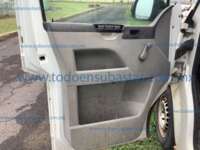 Volkswagen Transporter Carga 2015 5p Cargo L4/2.0/TDI Man A/A T/Alto 2015 Volkswagen Transporter Carga Ingreso Interiores 0