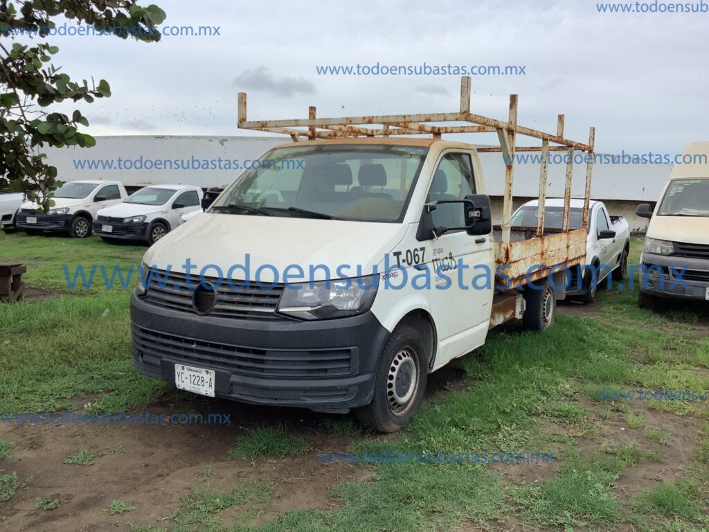 Volkswagen Transporter Carga 2015 2p Chasis Cabina L4/2.0/TDI Man 2015 Volkswagen Transporter Carga Ingreso Exteriores 0