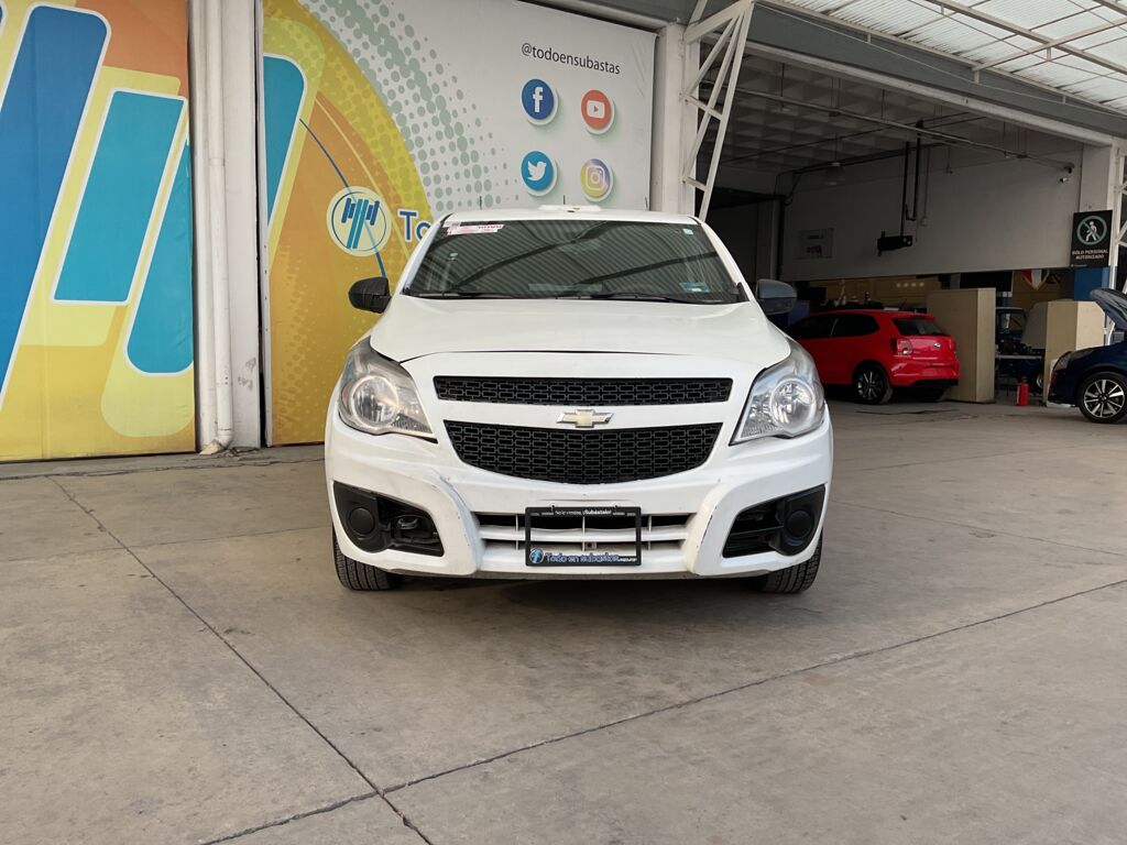 Chevrolet Tornado 2013 2p LS L4/1.8 Man Paquete B  2013 Chevrolet Tornado Venta Exteriores 2