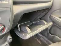 Nissan Versa 2017 4p Sense L4/1.6 Man 2017 Nissan Versa Venta Interiores 15