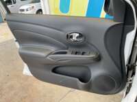 Nissan Versa 2017 4p Sense L4/1.6 Man 2017 Nissan Versa Venta Interiores 16