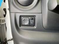 Nissan Versa 2017 4p Sense L4/1.6 Man 2017 Nissan Versa Venta Interiores 5