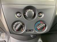 Nissan Versa 2017 4p Sense L4/1.6 Man 2017 Nissan Versa Venta Interiores 10