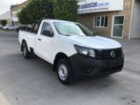 Nissan NP300 Frontier 2018 2p L4/2.5 Man A/A Paq. Seg. 2018 Nissan NP300 Pick Up Venta Exteriores 3