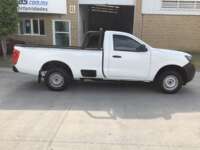 Nissan NP300 Frontier 2018 2p L4/2.5 Man A/A Paq. Seg. 2018 Nissan NP300 Pick Up Venta Exteriores 4