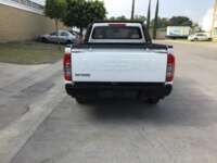 Nissan NP300 Frontier 2018 2p L4/2.5 Man A/A Paq. Seg. 2018 Nissan NP300 Pick Up Venta Exteriores 6