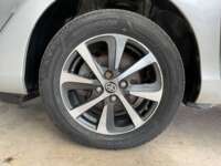 Toyota Prius 2019 5p C Hibrido L4/1.5/Aut 2019 Toyota Prius Venta Llantas 1