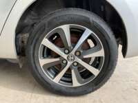 Toyota Prius 2019 5p C Hibrido L4/1.5/Aut 2019 Toyota Prius Venta Llantas 4