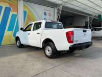 Nissan NP300 Doble Cabina 2019 4p SE L4/2.5 Man A/A Paq. Seg. 2019 Nissan NP300 Doble Cabina Venta Exteriores 7